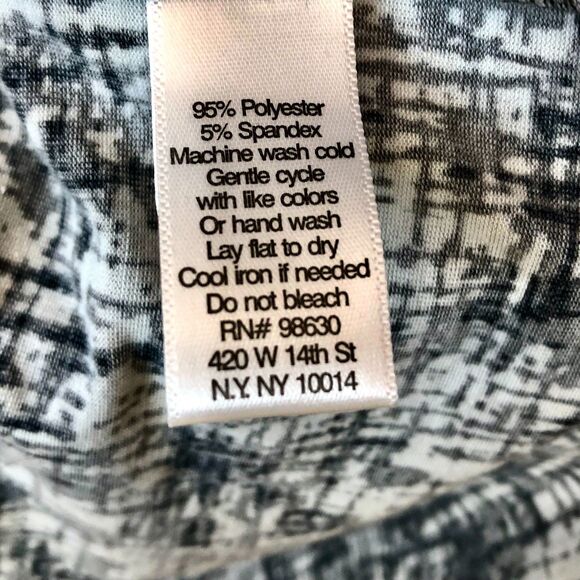 LILLA P Small Grey Black White V-Neck Wrap Ruched Fit & Flare Top - Picture 7 of 11